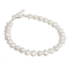 cream freshwater pearl bracelet