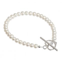 heart-shaped pearl bracelet