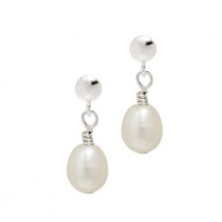 Small pearl drop earrings