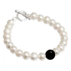 Pearl and Onyx Bracelet