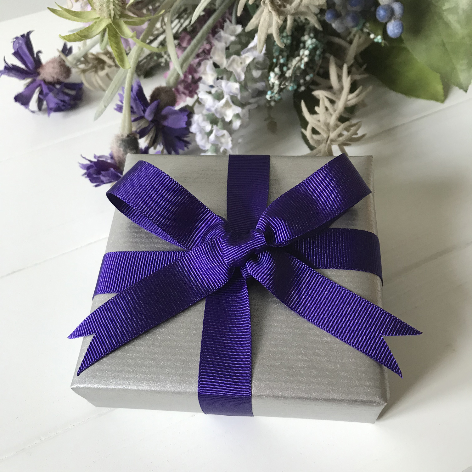 Biba & Rose offer gift-wrapping